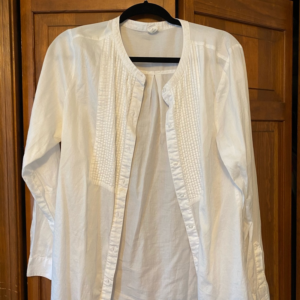Old navy collarless button up